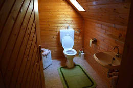 Toilet in the Kreiner vacation home