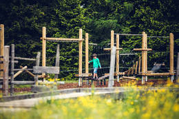 Skill and balance at the motor skills park on the Schöckl