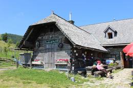 Die urige Stoakoglhütte 