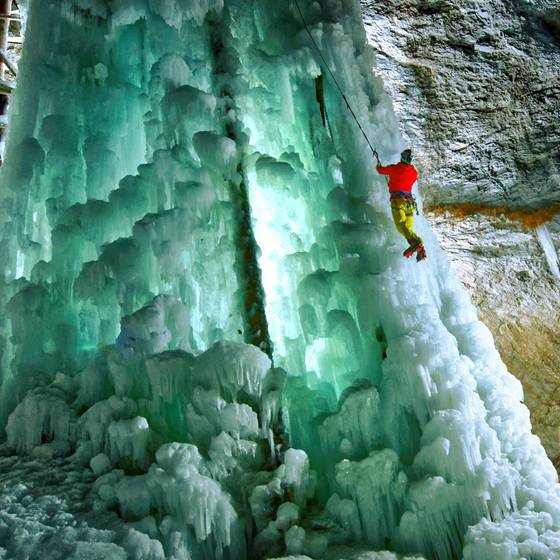 Ice climbing in Breitenau