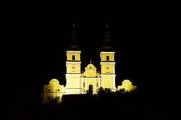 Mariatrost Basilica by night