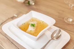 Gasthaus Bachwirt Semolina dumpling soup