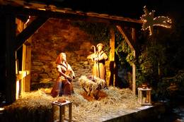 Life-size chocolate crib by Eveline Wild
