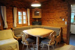 The cozy parlor in the Schmalzbauer vacation home