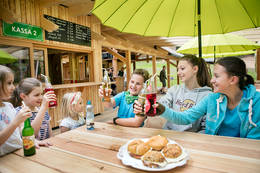 Children in the snack station