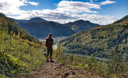 Dragon cave hiking trail Photo WEGES