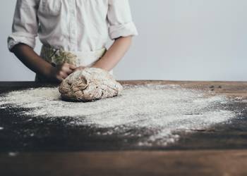 Baking bread and rolls
