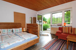 Bedroom with garden at the Gruber-Erdmann vacation apartment