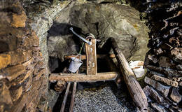 Old equipment in the Arzberg silver mine