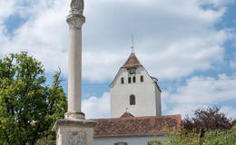 Column on the main square (photo Maxl)