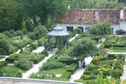 Large castle garden in Herberstein