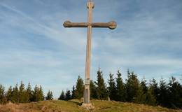 Osser cross at dusk