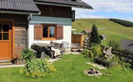 A rustic hut on the Sommeralm