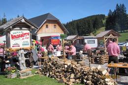 The Sterzfest next to the Holdahütte