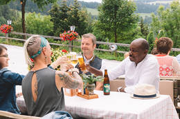 Terrace at the Dorfwirt Bratl in Heilbrunn