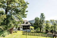 Bauernhofer Oid's house exterior view