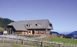 Stoakoglhütte on the Sommeralm