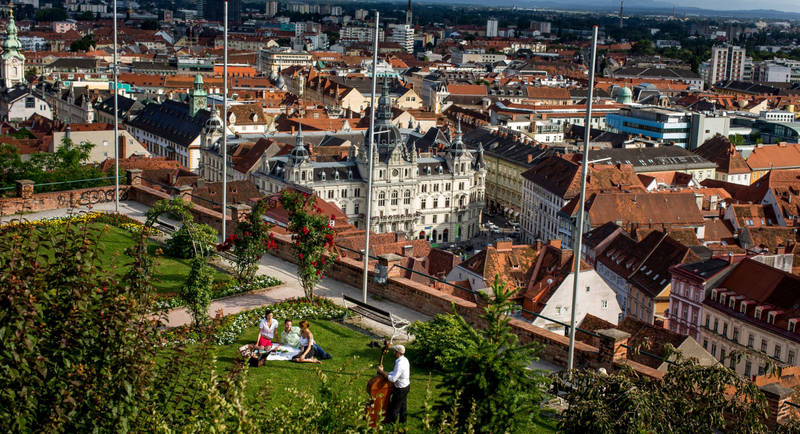 Graz (Graz Tourismus, photo Tom Lamm)