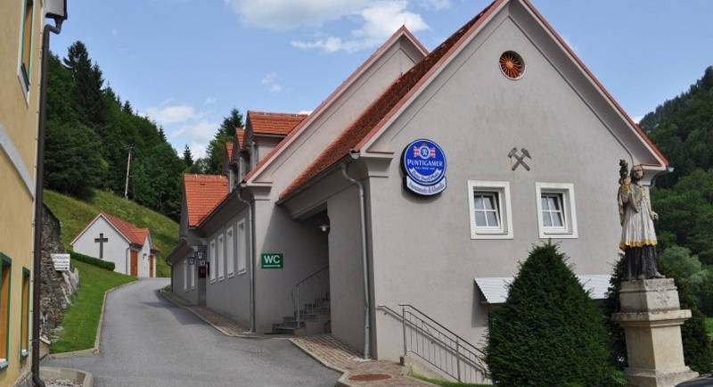 Inn "Zum Kirchenwirt"