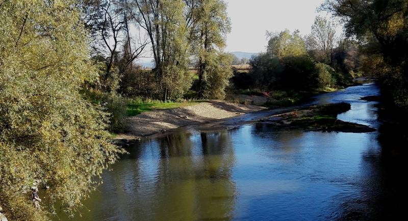 Raabtal cycle path bank near Studenzen