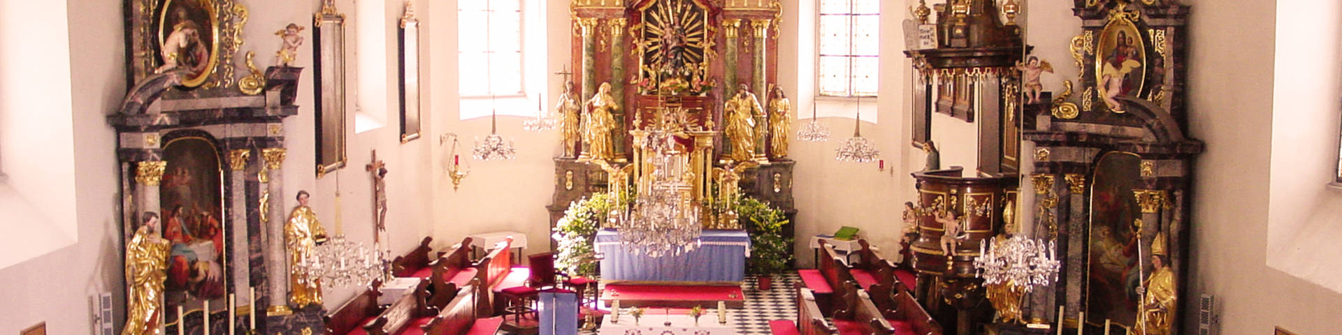 Altar in the Heilbrunn pilgrimage church